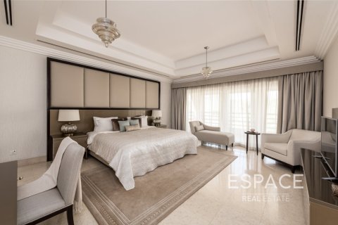 Villa in Arabian Ranches, Dubai 6 bedrooms, 569 sq.m. № 61614 - photo 8