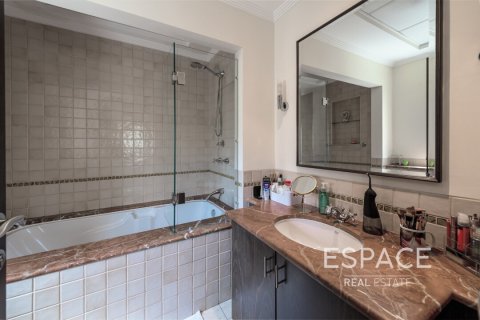 Villa in Arabian Ranches, Dubai 6 bedrooms, 569 sq.m. № 61614 - photo 14