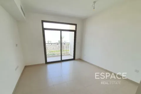 Купить таунхаус в Дубае: 3 спальни, 207м², № 61617 - фото 6