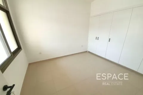 Купить таунхаус в Дубае: 3 спальни, 207м², № 61617 - фото 3