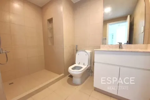 Купить таунхаус в Дубае: 3 спальни, 207м², № 61617 - фото 7