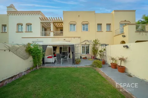 Villa in The Springs, Dubai 2 bedrooms, 153 sq.m. № 61618 - photo 1
