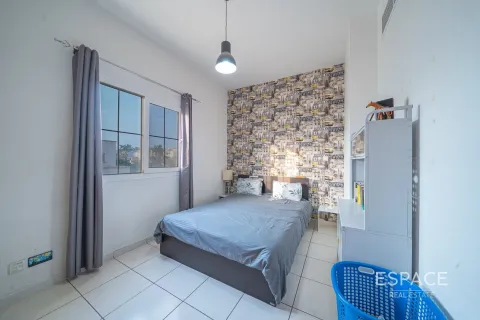 Villa in The Springs, Dubai 2 bedrooms, 153 sq.m. № 61618 - photo 7