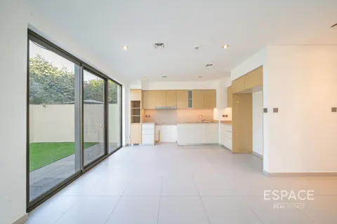 Villa en Sun, Arabian Ranches 3, Dubai, 4 dormitorios, 225 m², № 61616 - foto 6