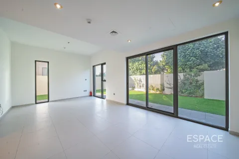 Villa en Sun, Arabian Ranches 3, Dubai, 4 dormitorios, 225 m², № 61616 - foto 10