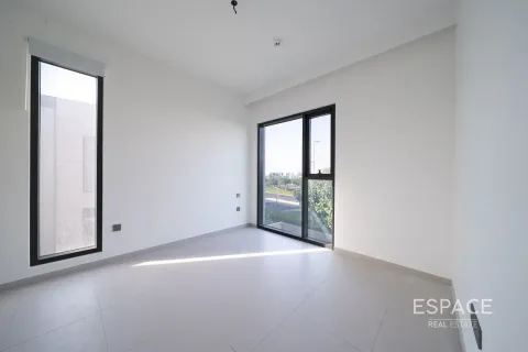 Villa en Sun, Arabian Ranches 3, Dubai, 4 dormitorios, 225 m², № 61616 - foto 3