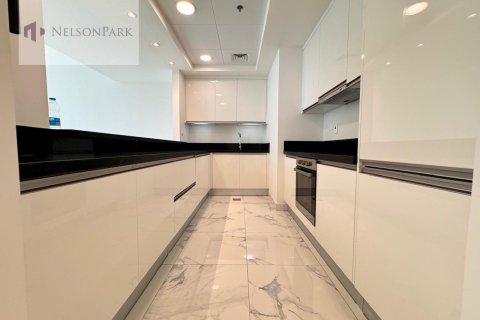 Снять в аренду квартиру в Al Habtoor City, Бизнес-Бэй, Дубай: 3 спальни, 185.8м², № 8632 - фото 2