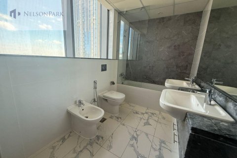 Снять в аренду квартиру в Al Habtoor City, Бизнес-Бэй, Дубай: 3 спальни, 185.8м², № 8632 - фото 17
