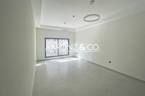 Apartamento en Al Furjan, Dubai, 2 dormitorios, 119.9 m², № 78399 - foto 2