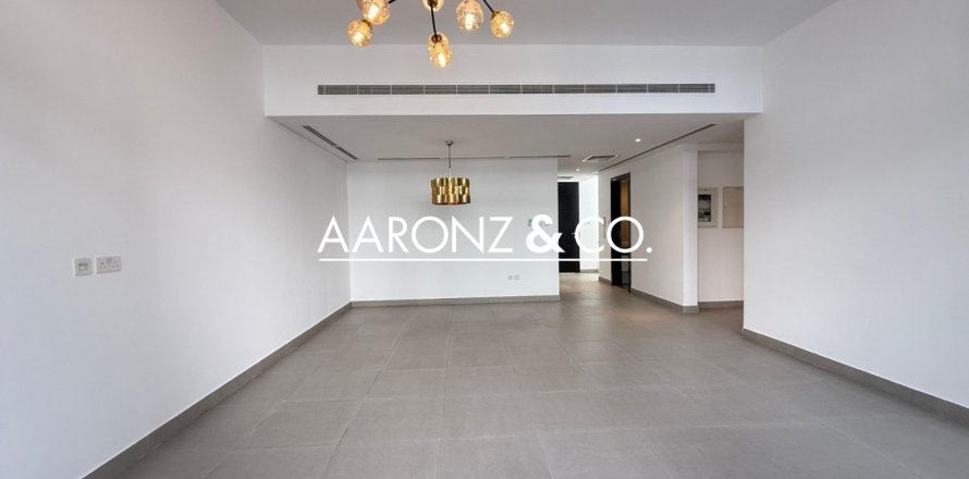 Вилла в Мудоне, Дубай, 3 спальни, 190м², № 78413