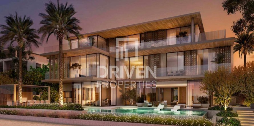 Villa in Palm Jumeirah, Dubai 6 bedrooms, 1527.14 sq.m. № 125325