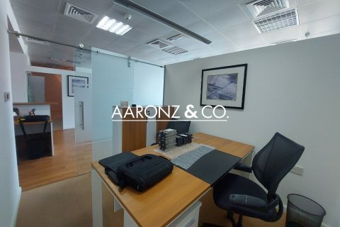 Oficina en Business Bay, Dubai, 89 m², № 78314 - foto 21