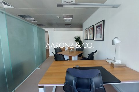 Oficina en Business Bay, Dubai, 89 m², № 78314 - foto 2