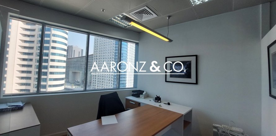 Oficina en Business Bay, Dubai, 89 m², № 78314