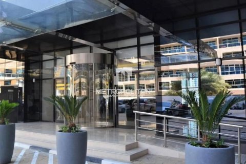 Hotel Apartment in Dubai Marina, Dubai 39 sq.m. № 73090 - photo 12