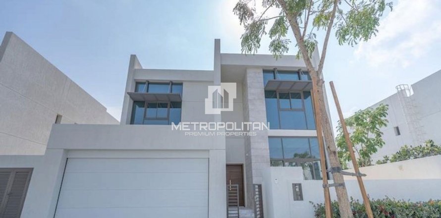 Villa in District One, Mohammed Bin Rashid City, Dubai 4 bedrooms, 570 sq.m. № 73095
