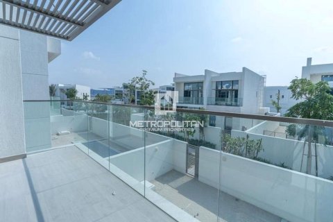 Villa in District One, Mohammed Bin Rashid City, Dubai 4 bedrooms, 570 sq.m. № 73095 - photo 15