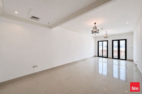 Appartement à Dubai, 2 chambres, 123.7 m², № 96345 - photo 1