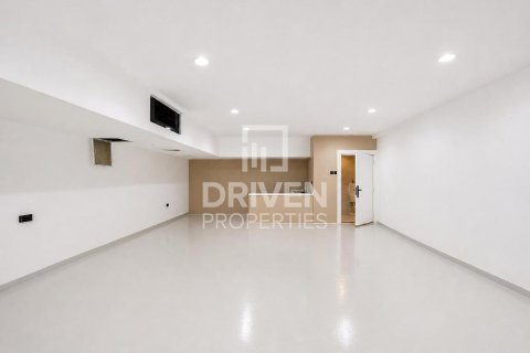 Villa in Jasmine Leaf, Al Barari, Dubai 6 bedrooms, 1902.84 sq.m. № 135998 - photo 27