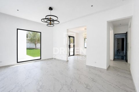 Villa in Jasmine Leaf, Al Barari, Dubai 6 bedrooms, 1902.84 sq.m. № 135998 - photo 8