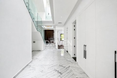 Villa in Jasmine Leaf, Al Barari, Dubai 6 bedrooms, 1902.84 sq.m. № 135998 - photo 11