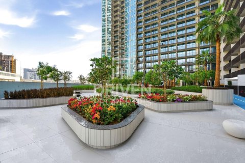 Apartment in Jumeirah Village Circle, Dubai 1 bedroom, 92.81 sq.m. № 135976 - photo 17