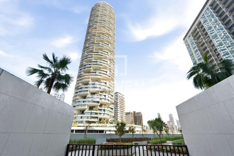Apartment in Jumeirah Village Circle, Dubai 1 bedroom, 92.81 sq.m. № 135976 - photo 15