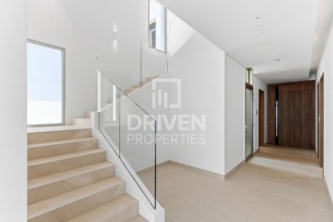 Villa in Jumeirah Park, Dubai 5 bedrooms, 561.04 sq.m. № 135978 - photo 27