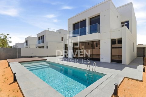 Villa in Jumeirah Park, Dubai 5 bedrooms, 561.04 sq.m. № 135978 - photo 5