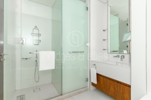 Apartment in The Hills, Dubai 2 bedrooms, 155.8 sq.m. № 42851 - photo 24