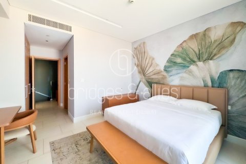 Apartment in Business Bay, Dubai 2 bedrooms, 173.3 sq.m. № 42864 - photo 11
