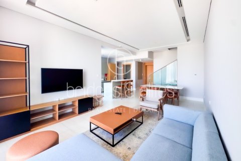 Apartment in Business Bay, Dubai 2 bedrooms, 173.3 sq.m. № 42864 - photo 2
