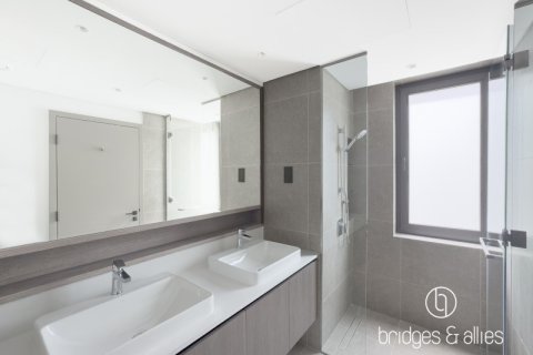 Villa in Dubai 4 bedrooms, 316.8 sq.m. № 42865 - photo 28