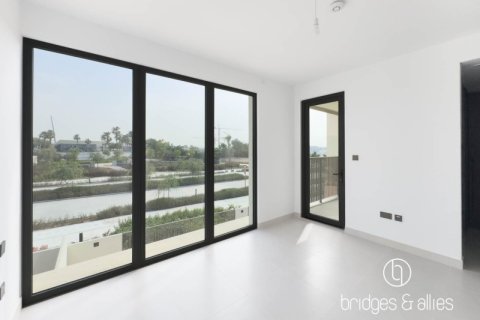 Villa in Dubai 4 bedrooms, 316.8 sq.m. № 42865 - photo 18