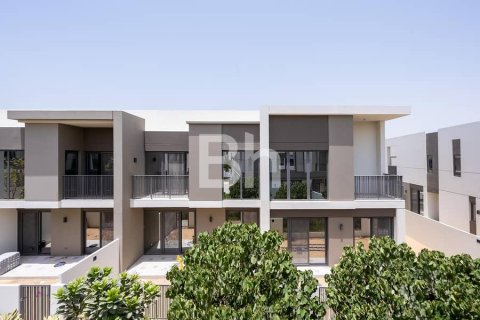 Townhouse in Tilal Al Ghaf, Dubai 4 bedrooms, 267 sq.m. № 57053 - photo 1