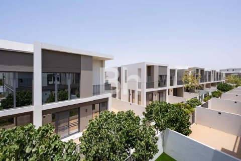 Townhouse in Tilal Al Ghaf, Dubai 4 bedrooms, 267 sq.m. № 57053 - photo 3