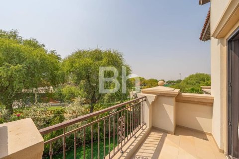 Снять в аренду виллу в Arabian Ranches 2, Дубай: 6 спален, 824м², № 57052 - фото 4