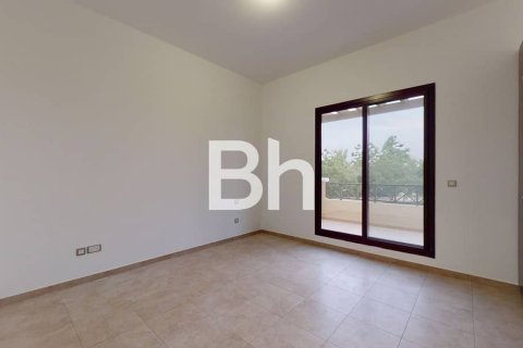Adosado en Mudon, Dubai, 4 dormitorios, 353 m², № 57075 - foto 5