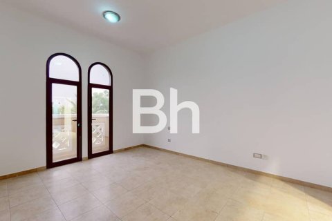 Adosado en Mudon, Dubai, 4 dormitorios, 353 m², № 57075 - foto 8