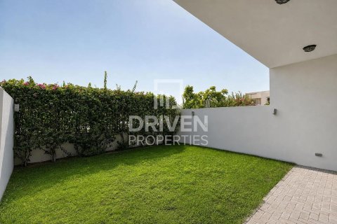 Villa en Al Barsha South, Al Barsha, Dubai, 3 dormitorios, 239.97 m², № 126187 - foto 22