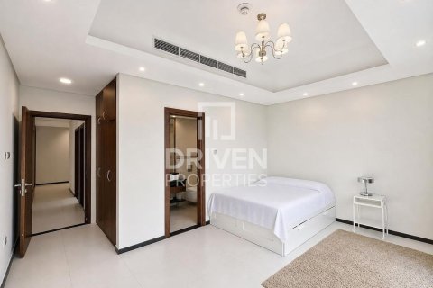 Villa en Al Barsha South, Al Barsha, Dubai, 3 dormitorios, 239.97 m², № 126187 - foto 15