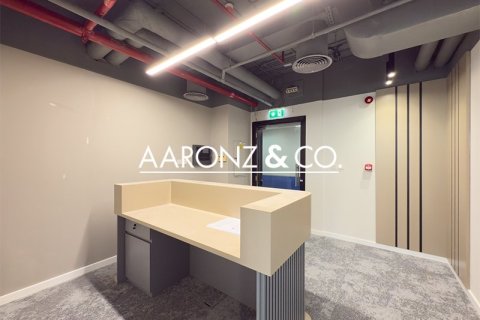 Снять в аренду офис в Джумейра Лейк Тауэрс, Дубай: 111м², № 85160 - фото 11