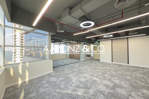 Снять в аренду офис в Джумейра Лейк Тауэрс, Дубай: 111м², № 85160 - фото 3