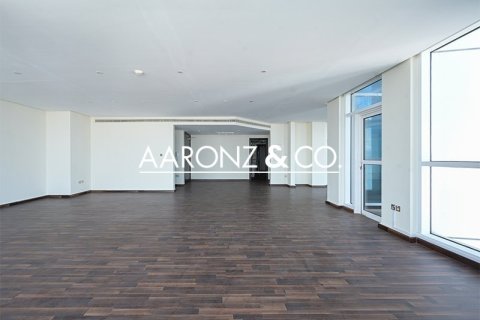 Apartment in 23 Marina, Dubai Marina, Dubai 4 bedrooms, 524 sq.m. № 85164 - photo 2