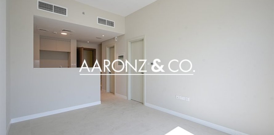 Apartment in Rukan, Dubai 3 bedrooms, 131 sq.m. № 85162