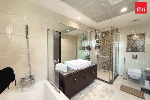 Villa in Dubai 4 bedrooms, 217 sq.m. № 84647 - photo 23