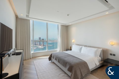 Penthouse in Dubai Media City, Dubai 3 bedrooms, 190 sq.m. № 75752 - photo 11