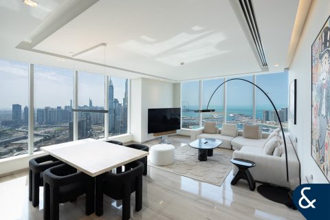 Penthouse in Dubai Media City, Dubai 3 bedrooms, 190 sq.m. № 75752 - photo 2