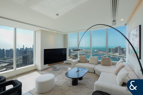 Penthouse in Dubai Media City, Dubai 3 bedrooms, 190 sq.m. № 75752 - photo 1