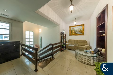 Купить таунхаус в Victory Heights, Dubai Sports City, Дубай: 3 спальни, 227м², № 75754 - фото 6